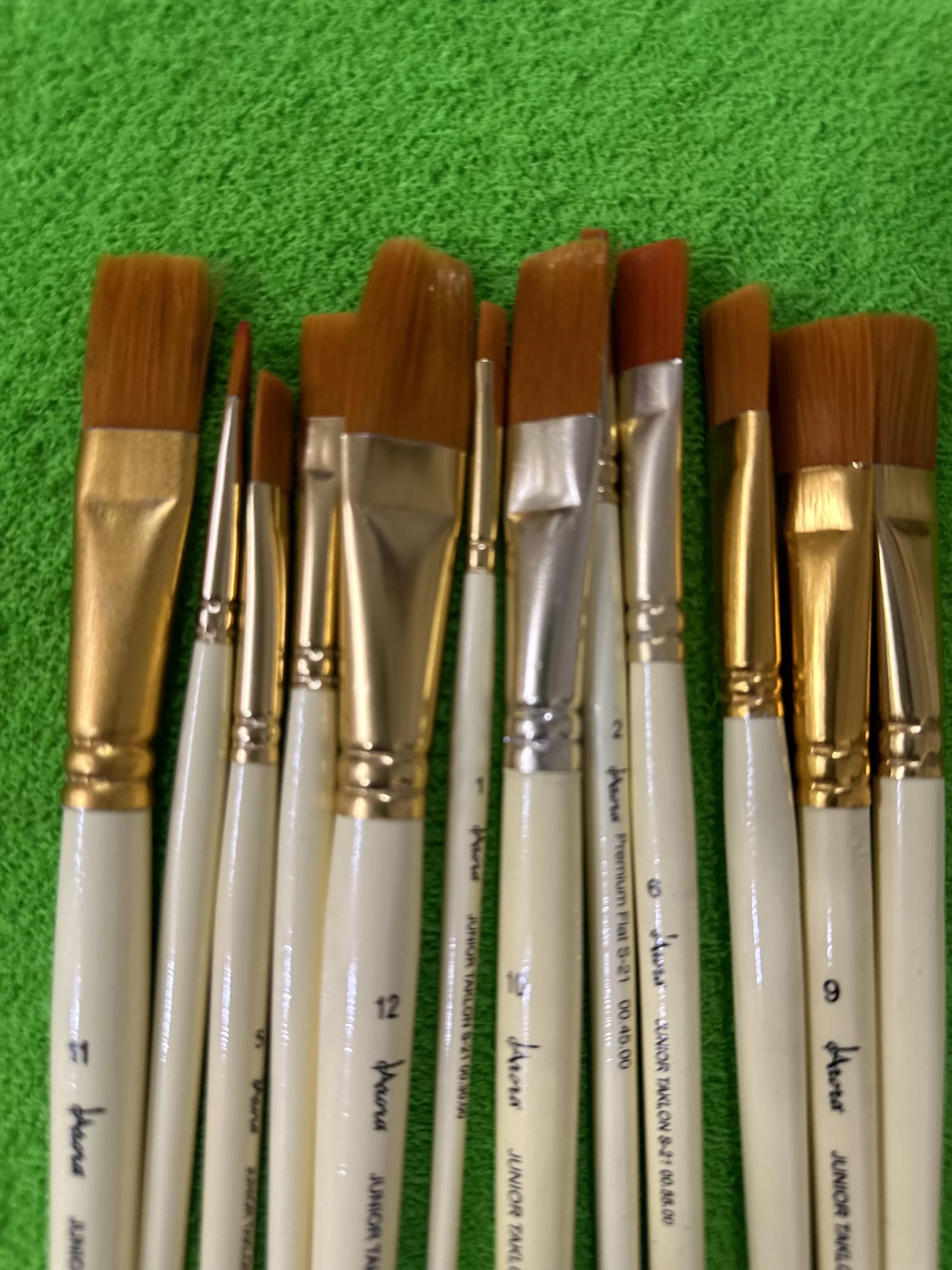 ARORA FLAT BRUSH  FOR ‎WATER COLOUR , ACRYLIC