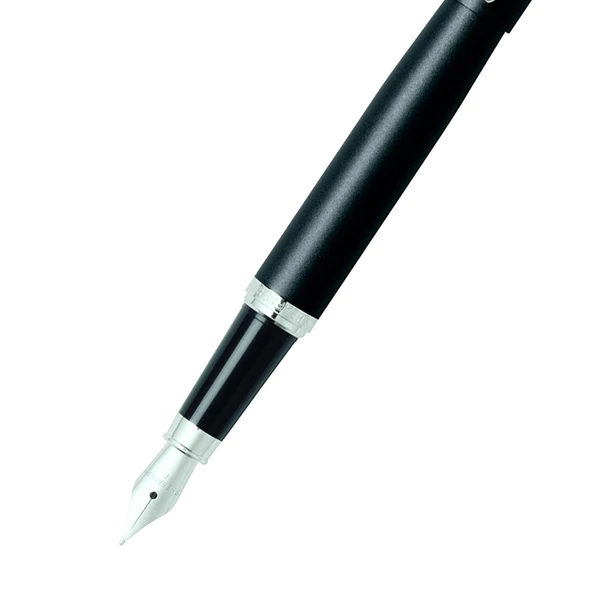 SHEAFFER® VFM MATTE BLACK FOUNTAIN PEN WITH CHROME TRIMS - FINE