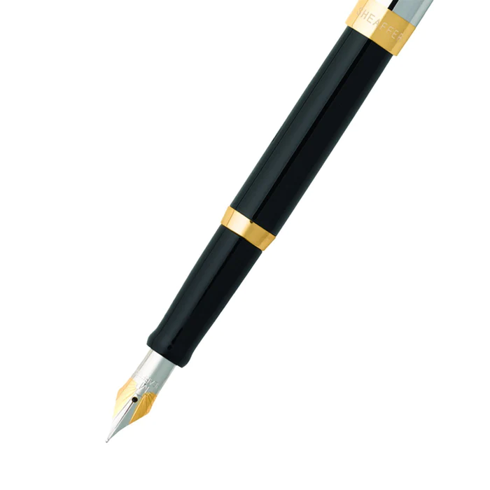 SHEAFFER® SAGARIS 9475 GLOSS BLACK BARREL AND CHROME CAP FOUNTAIN PEN WITH GOLD TONE TRIM - MEDIUM